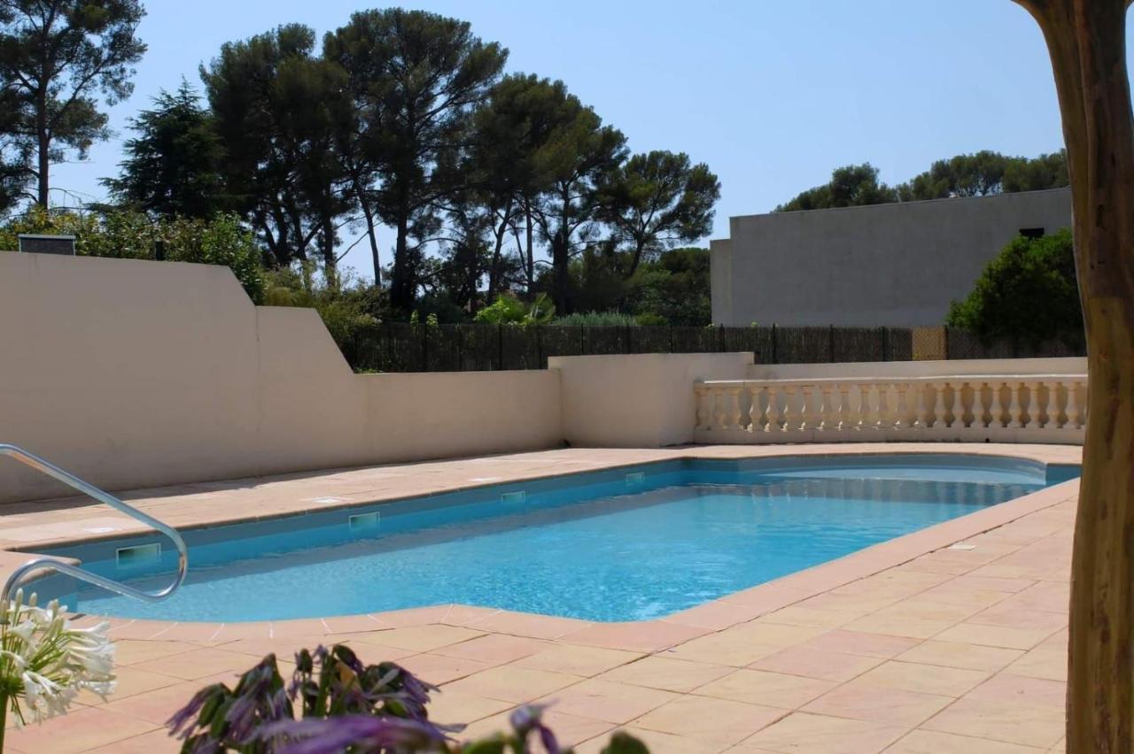 Appartement cosy&moderne à 180m de la plage Sanary-sur-Mer Extérieur photo